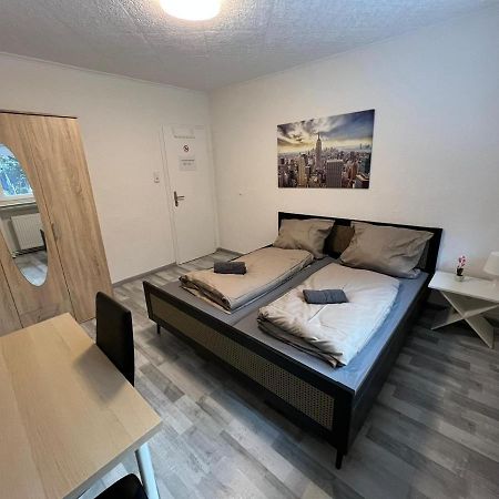 Schoenes Einfaches Zimmer In Oldenburg 109 Apartment Bagian luar foto