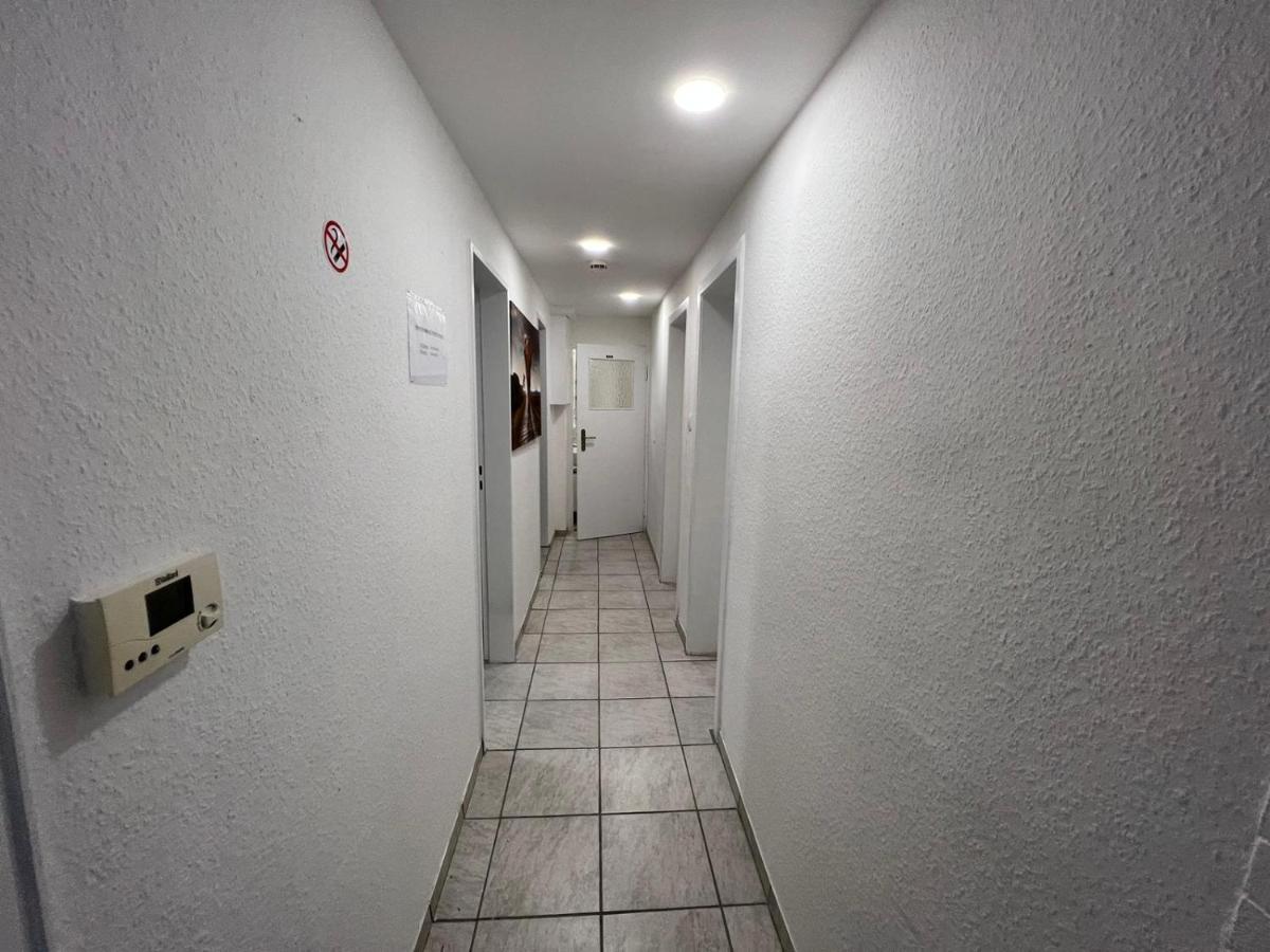 Schoenes Einfaches Zimmer In Oldenburg 109 Apartment Bagian luar foto